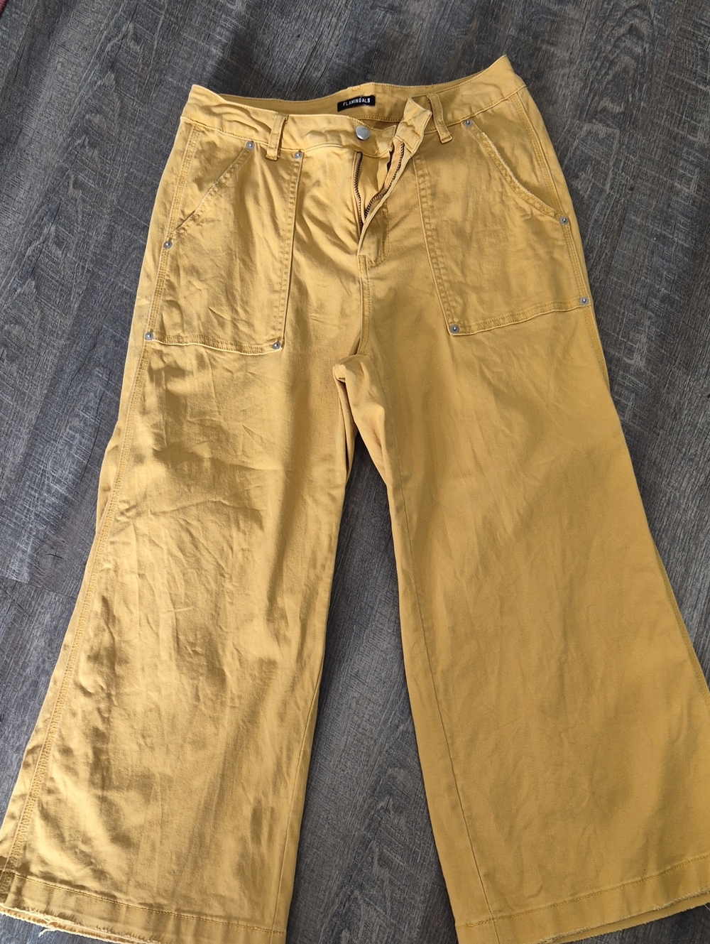 FLAMINGALS Wide-Leg CHINO Pants in Golden Yellow